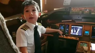 Adam Kid 6-Year Pilot Emirates Airbus