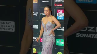 Malaika Arora looks super Hot at Bollywood Hungama Awards  🔥 🔥