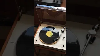 Leak 2010 turntable