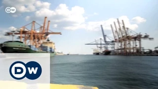 Sell-Out - Athens and the Planned Privatization of the Port of Piraeus | Made in Germany