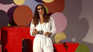 Εστίασε στην Καθαρή Ζωή | Μαρία-Ελένη-Ζωή Λυκουρέζου | TEDxMaviliSquare