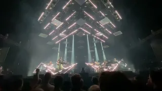 Bon Iver live at Amsterdam, Ziggo Dome, 2-11-22