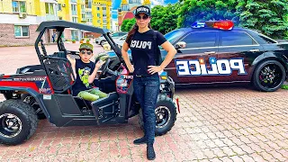 Aventura Policial de Den! | Coches de policía para niños!