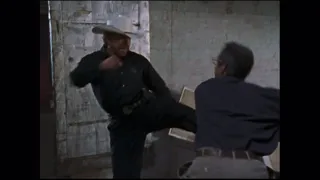 Walker Texas Ranger - Golden Boy Final Fight