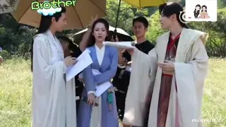 Yang zi (杨紫) and Deng lun ( 邓伦) Speaks English