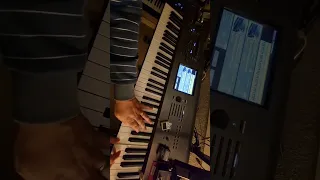 Korg Kronos Grand Piano 🎹 🎶🎶