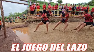 El juego del laso 💪donde la fuerza es lo principal en este juego.