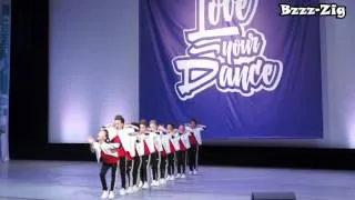 Фестиваль "LOVE YOUR DANCE ". Команда BZZZ-Zig.