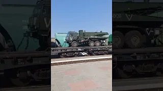 РФ стягує військову техніку до Херсону з Криму: як виглядає майбутній металобрухт