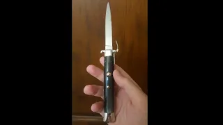 1960s Italian trapdoor otf switchblade knife (Maniago) 2nd model