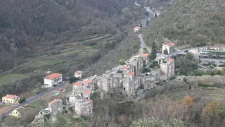 "Colletta di Castelbianco". (Borghi più Belli d'Italia). Savona. Italia in 4K