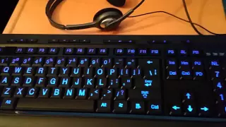 Azio Large Print backlit 3-color usb keyboard