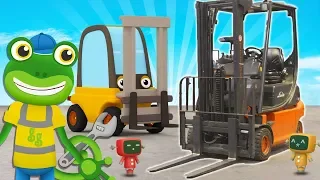 Forklift Trucks For Kids | Gecko's Real Vehicles | Construction Trucks | Truck Videos For Children