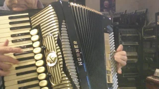 Hohner Gola accordion demo by Alex Ross