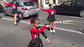 Majorettes défilé du Lardin du 11 mai 2024