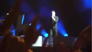 The Killers cover OASIS "Don't Look Back In Anger" at V Festival, Weston Park 2012