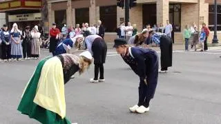 klompen dancing in the streets at Tulip Time Festival