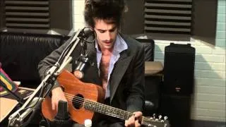 King Charles - John Lennon Cover - Session Acoustique OÜI FM