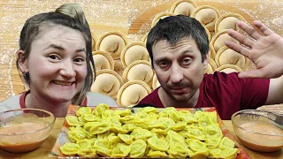 МУКБАНГ ЖЁЛТЫЕ ПЕЛЬМЕНИ | MUKBANG YELLOW DUMPLINGS #мукбанг #mukbang