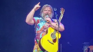 Jack Black singing ''Stand Up And Shout'' (Ronnie James Dio)