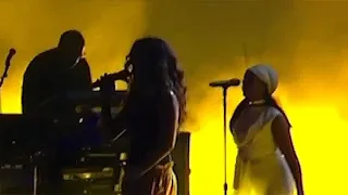 Rihanna - Live Your Life (Live Rock In Rio 2015)