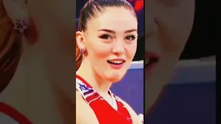 Zehra Güneş’in maç öncesi ısınma ritüeline konuk oluyoruz. 👀 #shorts #TRTSPORDijital #youtubeshorts