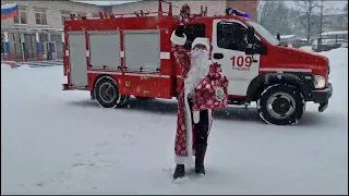 Дед Мороз в гостях у ДЮП «Искрята» (Выборгский район)
