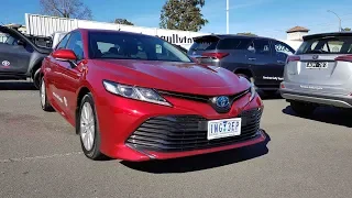 2018 Toyota Camry Hybrid In-depth Tour Interior and Exterior