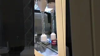 Ice cream robot machine frozen yogurt thing