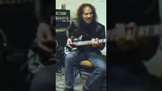 KIRK HAMMETT (METALLICA) TEACHING A FAN HOW TO PLAY SEEK AND DESTROY - RARE #SHORTS