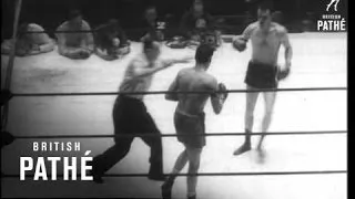 Pender Beats Downes In World Middleweight Championship    (1962)