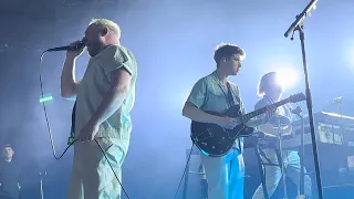 Everything Everything - Night Of The Long Knives (Live @ New Century, Manchester)