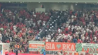 ALBANIA - POLSKA: AWANTURA NA TRYBUNACH! PIĘŚCI POSZŁY W RUCH, POLECIAŁY KRZESEŁKA!