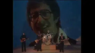 HANK MARVIN / Shadows LIVE TV "Song For Duke"