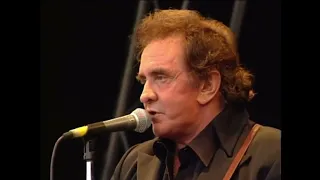 Johnny Cash - Folsom Prison Blues (Live at Glastonbury Festival - June 26, 1994)