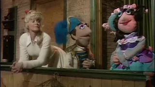 The Muppet Show - 102: Connie Stevens - Backstage #2 (1976)