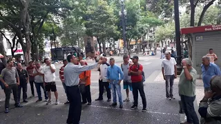 MULHER ZOMBA DA PREGAÇÃO NA PRAÇA SA SÉ SP ADD NOSSO CANAL POVO DE DEUS - PR RODRIGO CRUZ