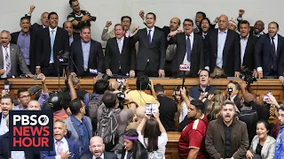 In Venezuela, dueling parliaments cast political crisis into further chaos