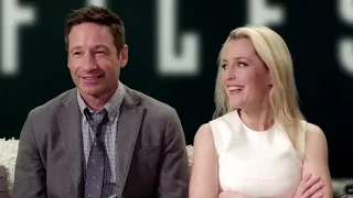 Gillian Anderson and David Duchovny whistle The X-Files theme song