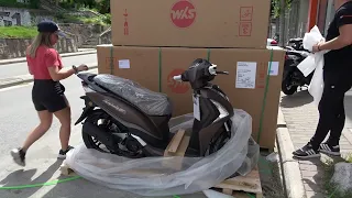 unboxing SYM SymphonyST 200cc scooter 2020