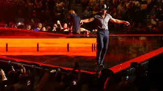 Felt Good On My Lips - Tim McGraw & Faith Hill - Soul2Soul Sunrise Florida 10-19-2017