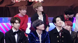 171201 NCT127 Yuta focus reaction to Wong Cho Lam & Jeong Sewoon Best Female Group MAMA 2017 ft GOT7