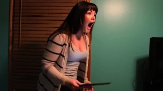 Psycho Girlfriend Breaks iPad