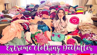 Hoarders ❤️ Minimal Mom | Massive Clothes Declutter | Clutter Free January