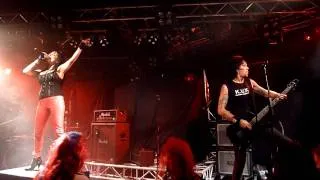 Sister Sin - Beat 'Em Down (Live at Klubi)