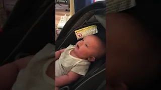 3 month old baby talking! Saying “I love you” *TWICE*!!!