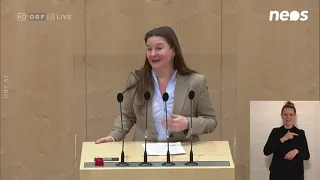 "Von modernen Arbeitswelten haben sie herzlich wenig Ahnung!" - Karin Doppelbauer