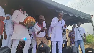 Agya Koo's own live band welcome him on stage with performing at his birthday party 🎉 🥳