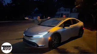 All-New 2023 Toyota Prius at Night! Lights, Buttons, Features!