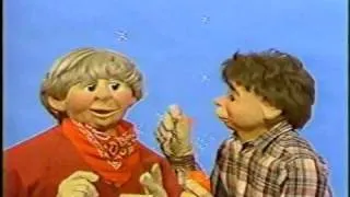 "Peppermint Park" - Bubbles (Worst Puppets Ever)